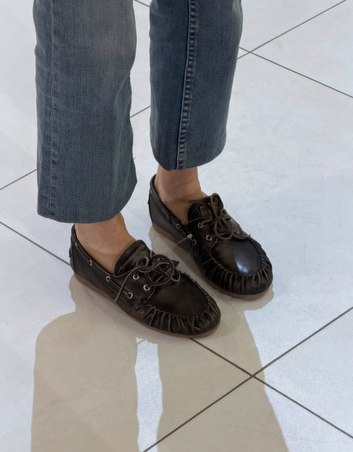 "Урвала": Надя Дорофеева показала мокасины, которые делают весенний образ дороже